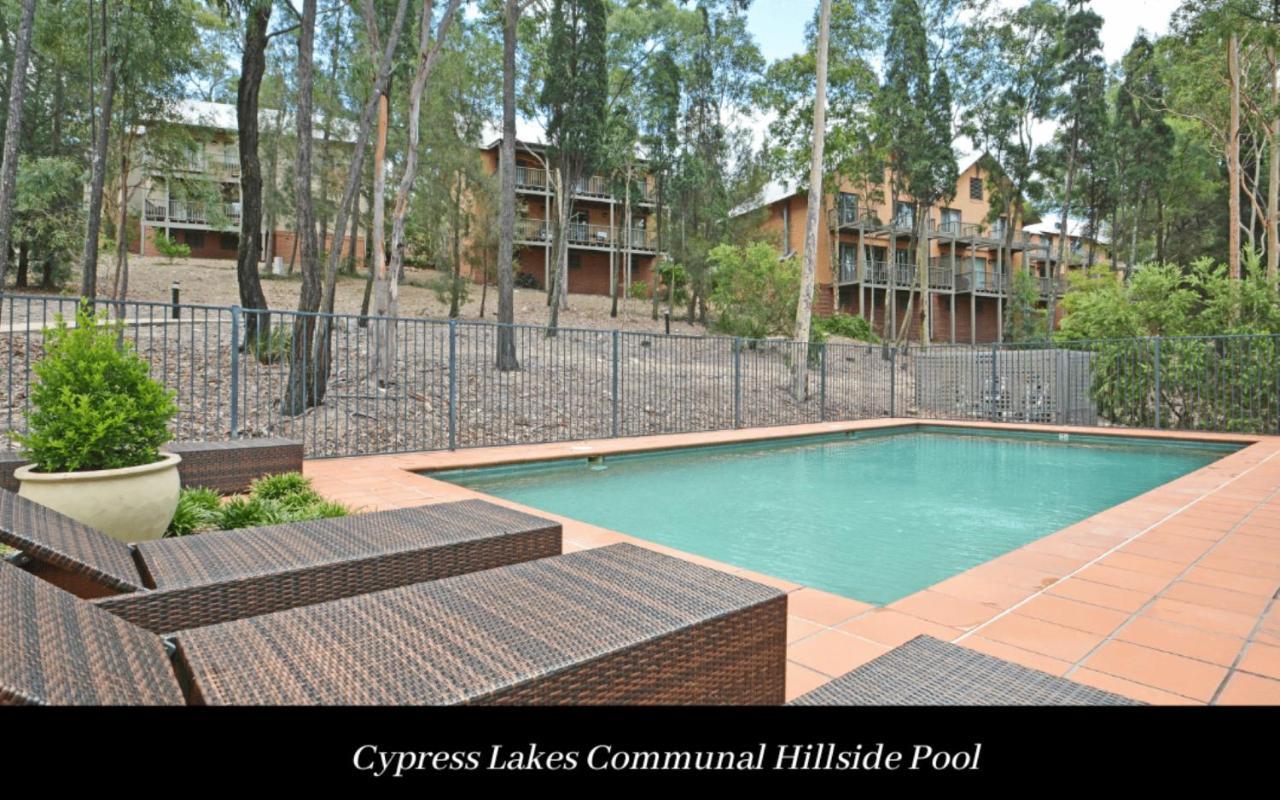 Villa 3Br Bella Vista Villa Located Within Cypress Lakes Resort Pokolbin Bagian luar foto